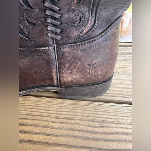 Frye Dark Brown Wyatt Overlay Western Boots size 7.5. - Picture 2 of 8